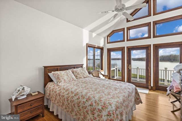 6109 LAKE FRONT WAY, Spotsylvania, VA 22551