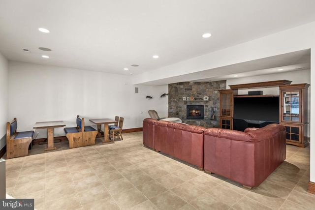 6109 LAKE FRONT WAY, Spotsylvania, VA 22551