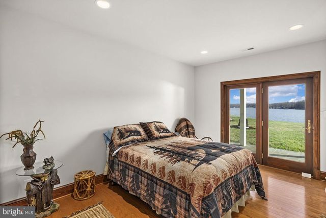 6109 LAKE FRONT WAY, Spotsylvania, VA 22551