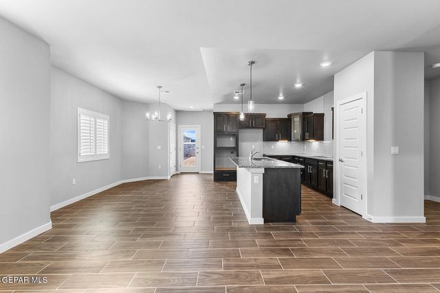 937 Nayland Place, El Paso, TX 79928