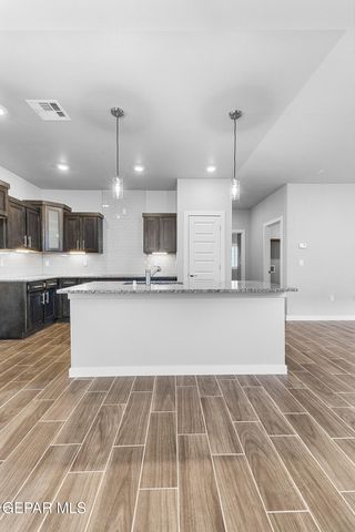 937 Nayland Place, El Paso, TX 79928