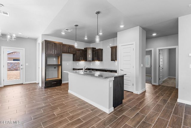 937 Nayland Place, El Paso, TX 79928