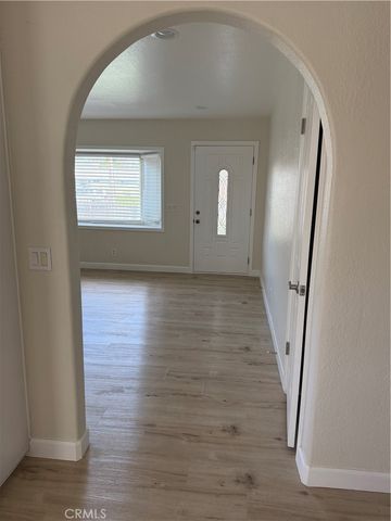 1056 E Alexander, Merced, CA 95340