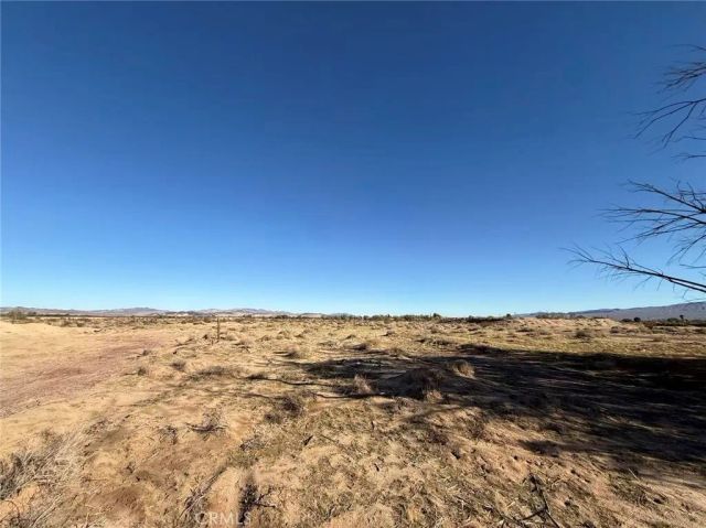 32467 Lakeview, Newberry Springs, CA 92365