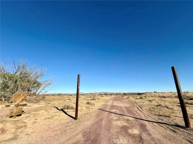 32467 Lakeview, Newberry Springs, CA 92365