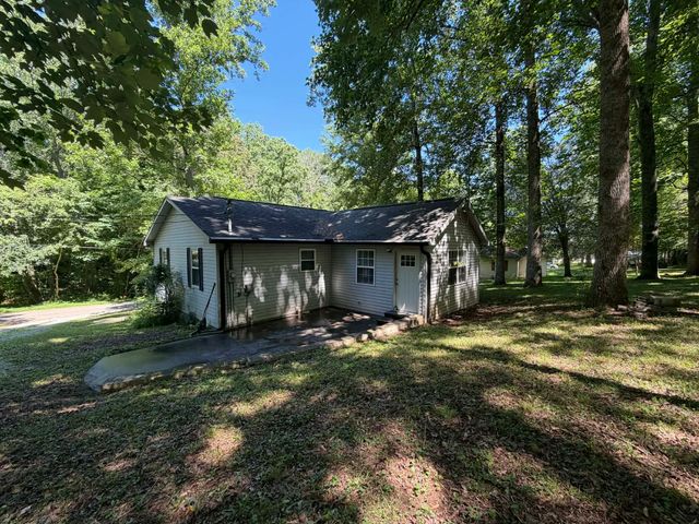 716 Mountain View Dr, Morrison, TN 37357