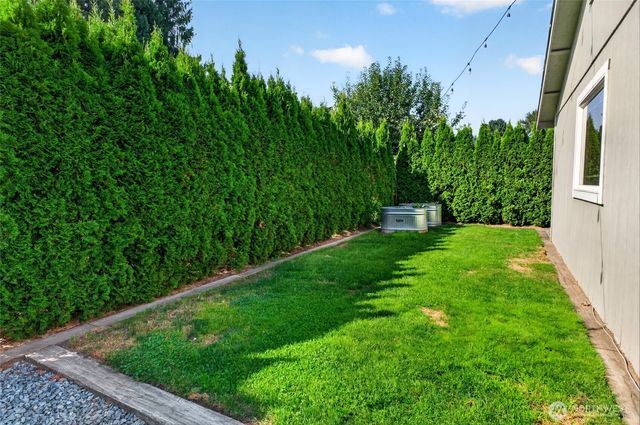 435 Harrison Street, Sumner, WA 98390