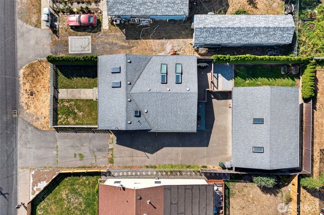 435 Harrison Street, Sumner, WA 98390