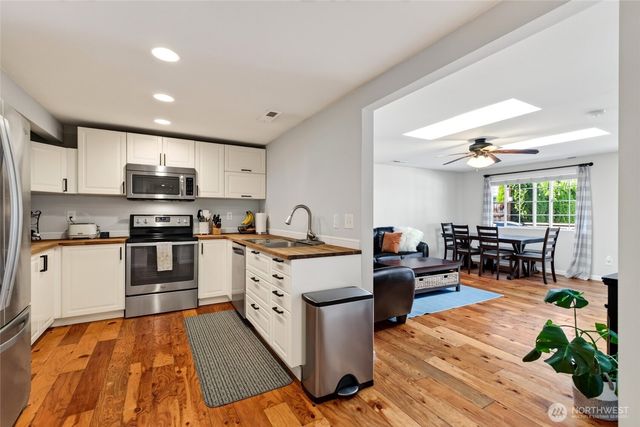 435 Harrison Street, Sumner, WA 98390