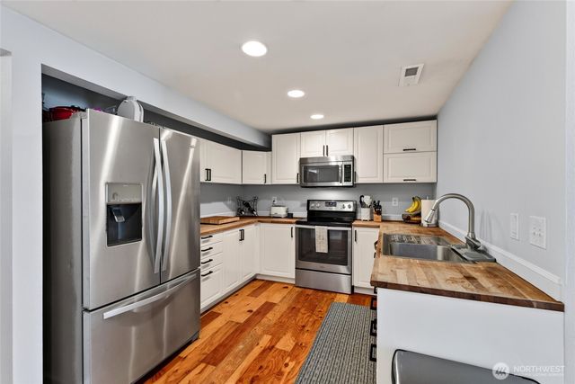 435 Harrison Street, Sumner, WA 98390