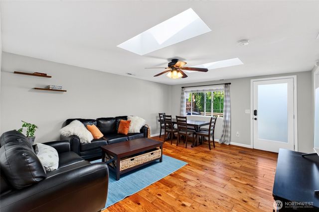 435 Harrison Street, Sumner, WA 98390