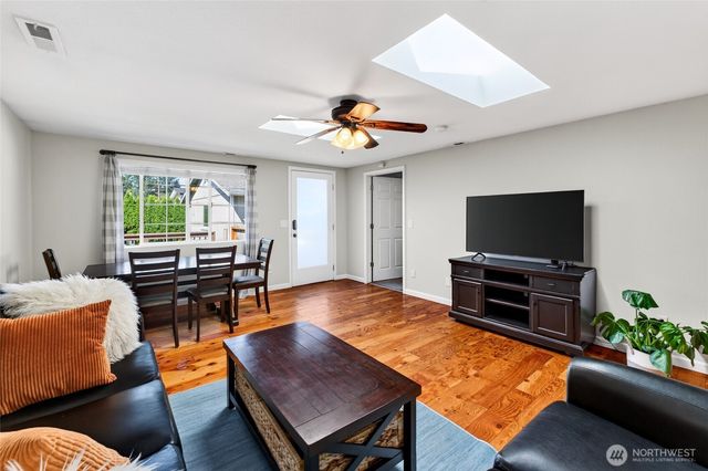 435 Harrison Street, Sumner, WA 98390