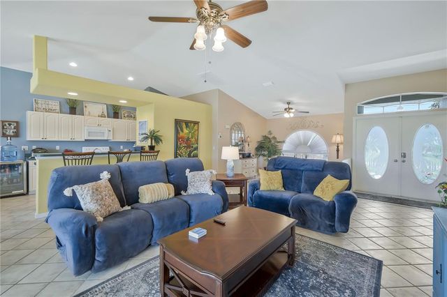 326 NE 6TH STREET, Cape Coral, FL 33909