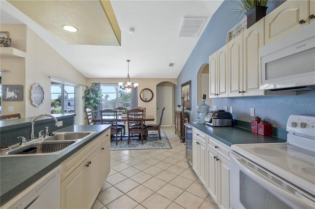 326 NE 6TH STREET, Cape Coral, FL 33909
