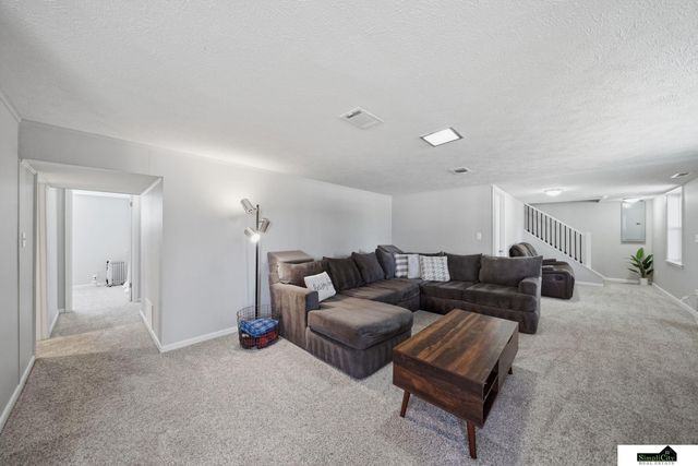 5110 J Street, Lincoln, NE 68510