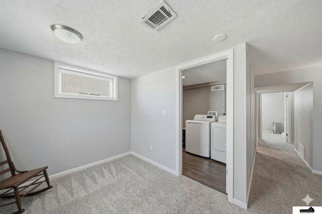 5110 J Street, Lincoln, NE 68510