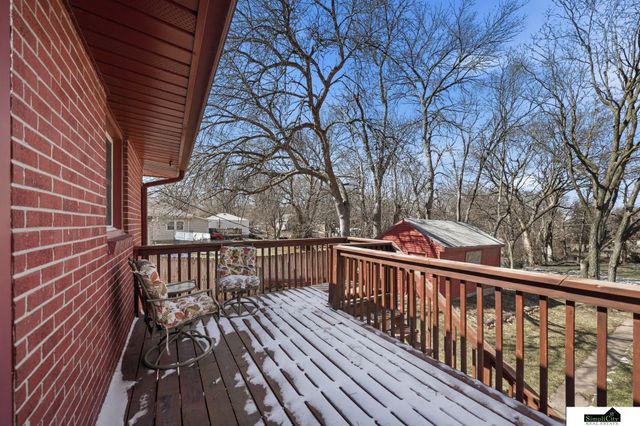 5110 J Street, Lincoln, NE 68510