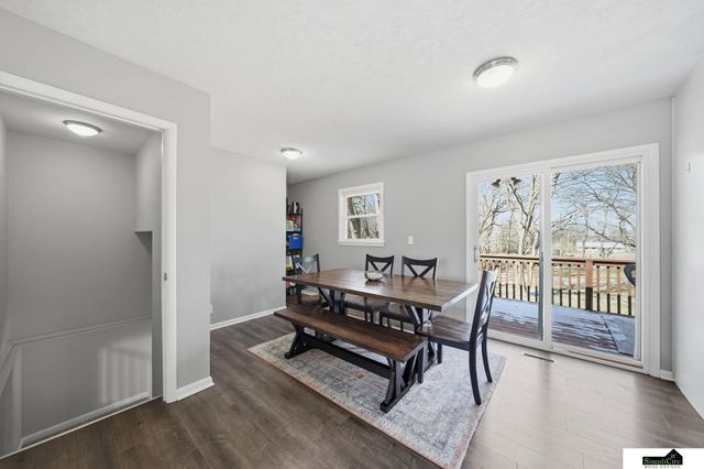 5110 J Street, Lincoln, NE 68510