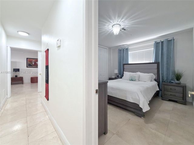 7925 SW 124th St, Pinecrest, FL 33156