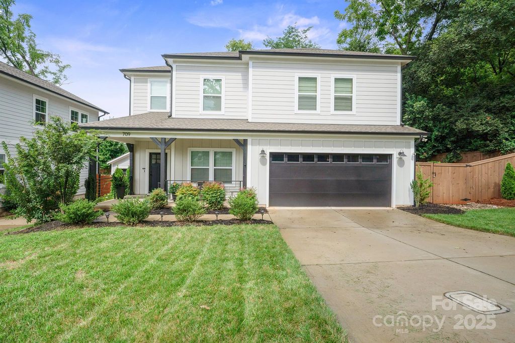 709 Tennyson Drive, Charlotte, NC 28208