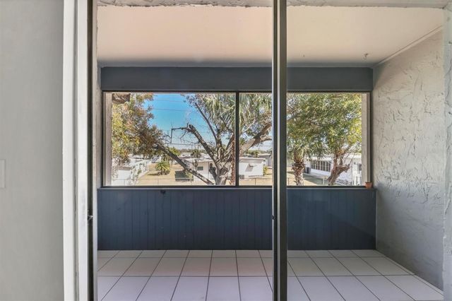 5503 FOUNTAIN LAKE CIRCLE A204, Bradenton, FL 34207