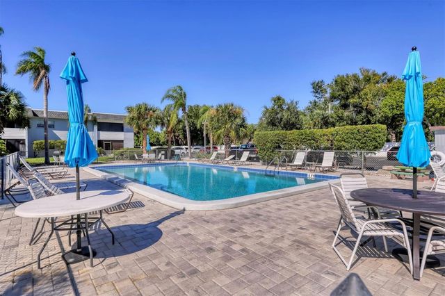 5503 FOUNTAIN LAKE CIRCLE A204, Bradenton, FL 34207