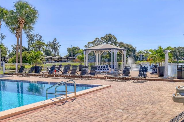 5503 FOUNTAIN LAKE CIRCLE A204, Bradenton, FL 34207