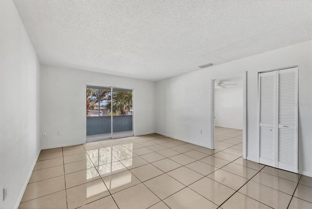 5503 FOUNTAIN LAKE CIRCLE A204, Bradenton, FL 34207