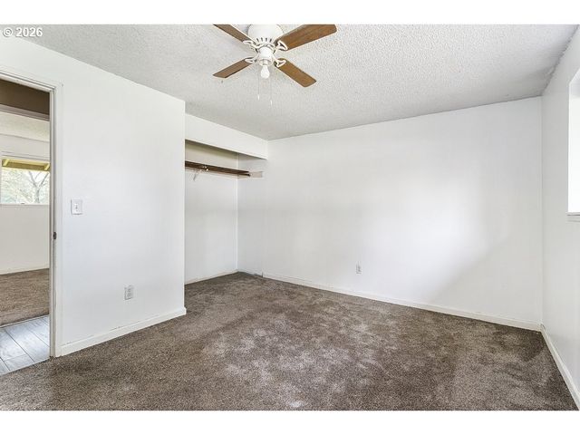 4301 Ne 137TH Ave, Vancouver, WA 98682