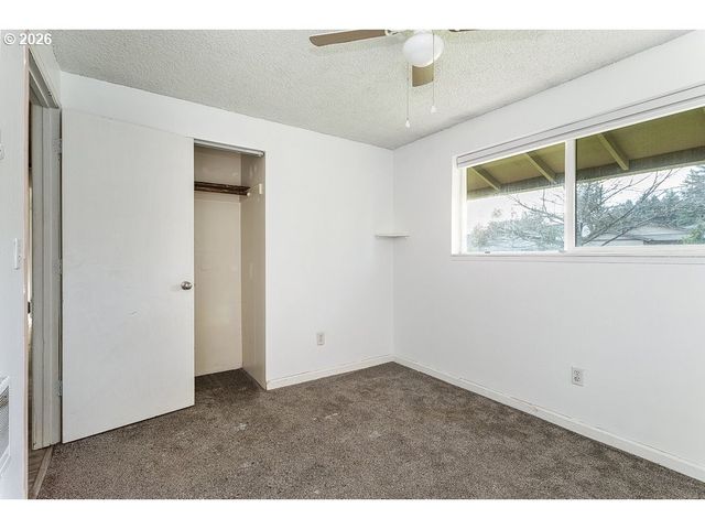 4301 Ne 137TH Ave, Vancouver, WA 98682