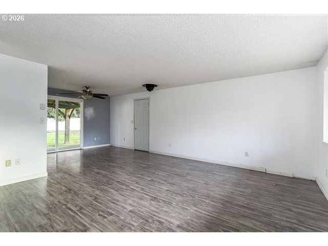 4301 Ne 137TH Ave, Vancouver, WA 98682