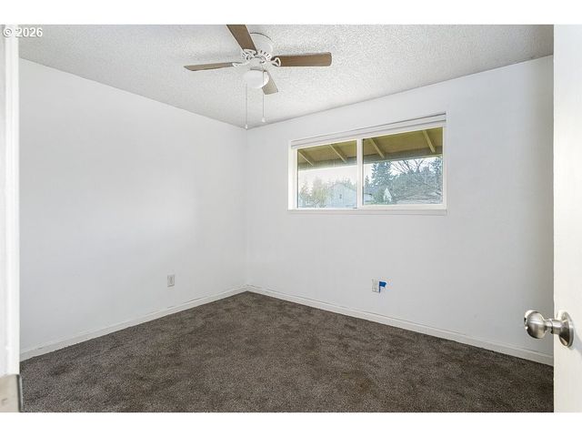 4301 Ne 137TH Ave, Vancouver, WA 98682