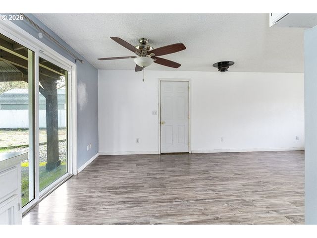 4301 Ne 137TH Ave, Vancouver, WA 98682