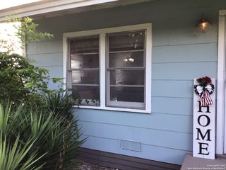890 JOSEPHINE ST, New Braunfels, TX 78130