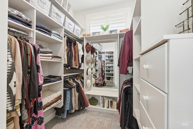 18051 N Burnt Car Pl, Boise, ID 83714