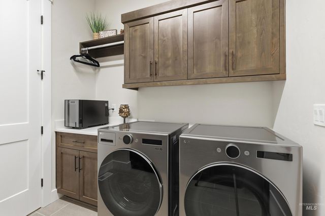 18051 N Burnt Car Pl, Boise, ID 83714