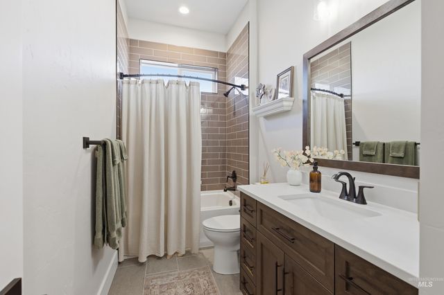 18051 N Burnt Car Pl, Boise, ID 83714