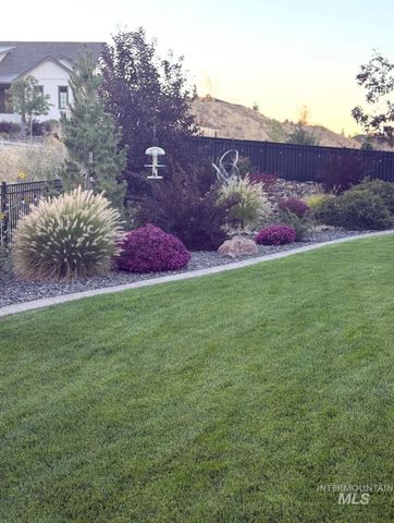 18051 N Burnt Car Pl, Boise, ID 83714