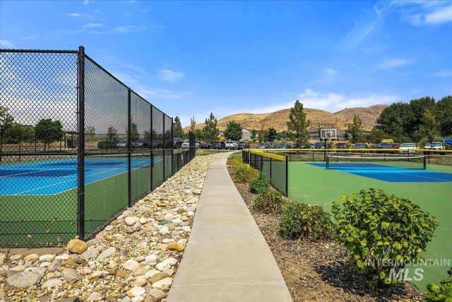 18051 N Burnt Car Pl, Boise, ID 83714