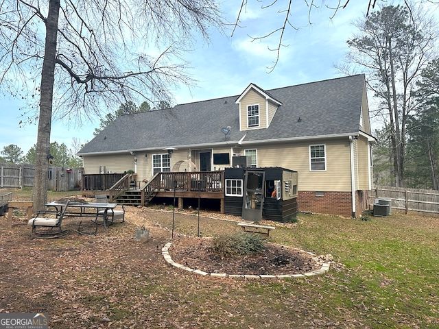 101 Cords Bridge Road NE, Milledgeville, GA 31061