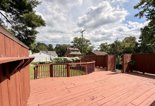 15860 Lexington, Redford, MI 48239