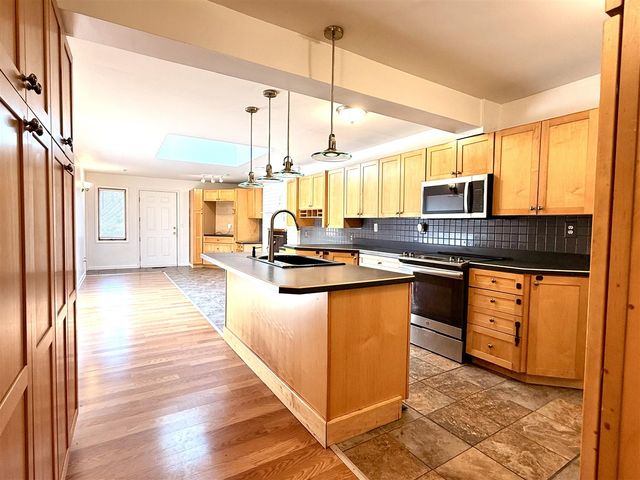 15860 Lexington, Redford, MI 48239