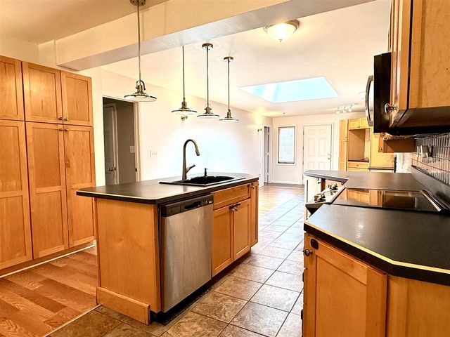 15860 Lexington, Redford, MI 48239