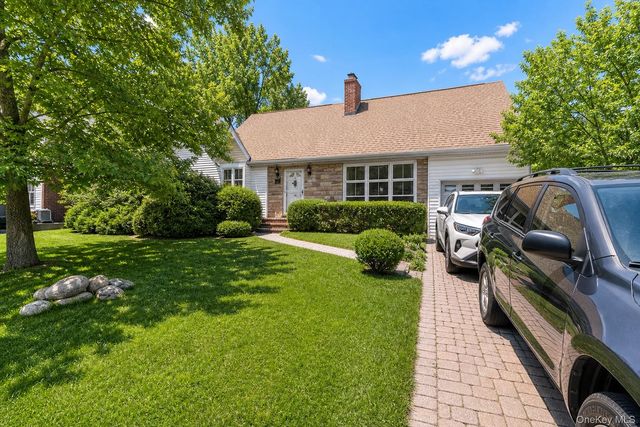 21909 Peck Avenue, Queens Village, NY 11427