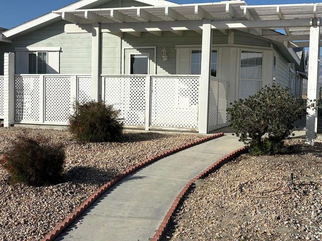 38595 Commons Valley Drive, Palm Desert, CA 92260