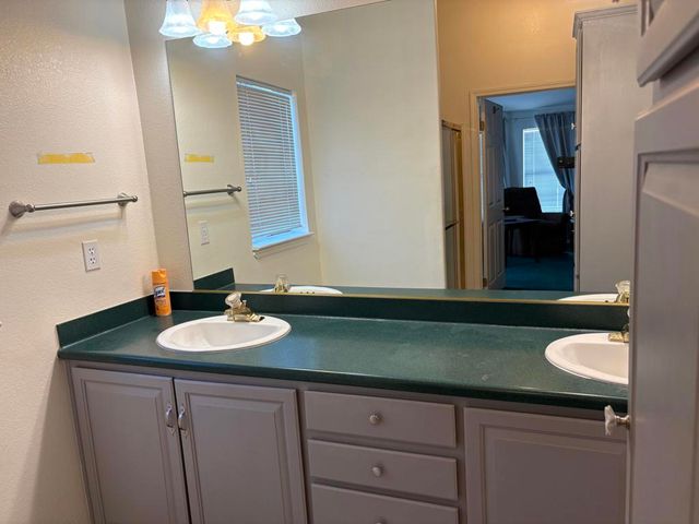 38595 Commons Valley Drive, Palm Desert, CA 92260