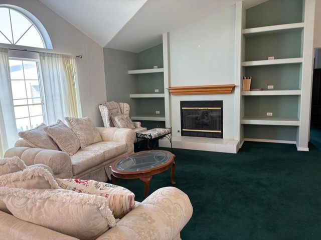 38595 Commons Valley Drive, Palm Desert, CA 92260