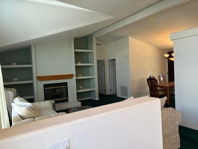 38595 Commons Valley Drive, Palm Desert, CA 92260