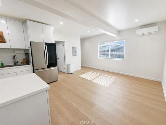 18924 Vose Street, Reseda, CA 91335