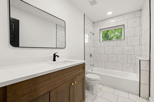 7990 Sparta Street, Houston, TX 77028